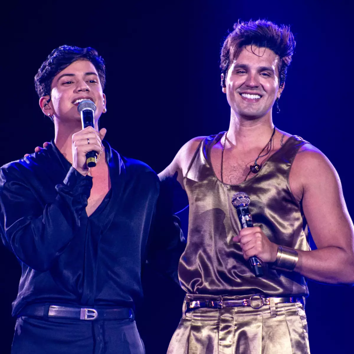 Luan Santana, Léo Foguete - DONA (Ao Vivo)