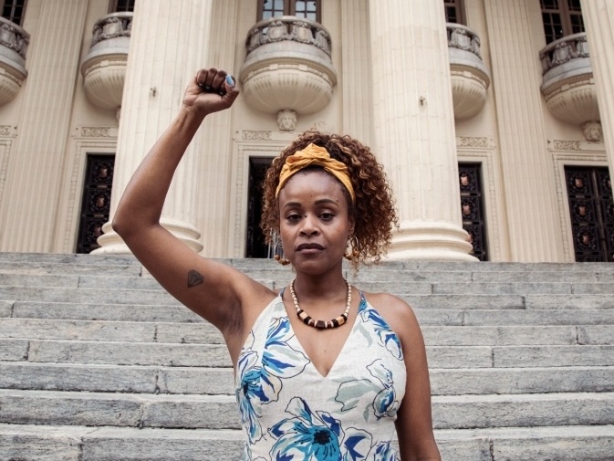 Roberta Rodrigues - Cidade de Deus: A Luta Não Para