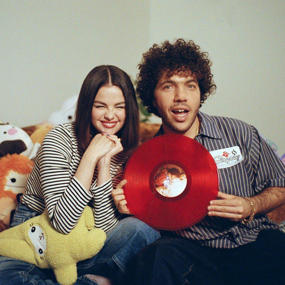 Selena Gomez, Benny Blanco, The Marias - Ojos Tristes
